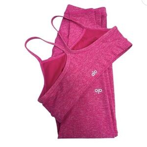 SET ALO Alosoft Neon Pink Heather Bra & High Waist 7/8 Leggings Set